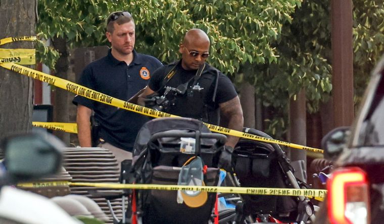 En Estados Unidos, son habituales los tiroteos, a cargo de civiles armados. Foto EFE