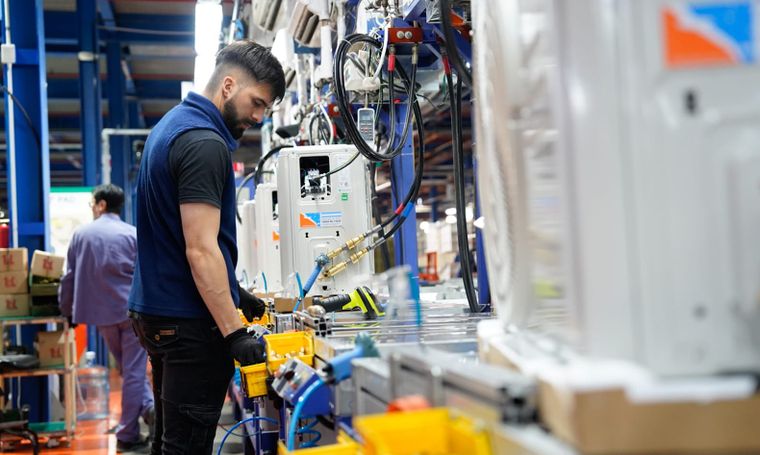 Comprar sin IVA en Tierra del Fuego: el respiro económico en tiempos de FMI y tasas récord.