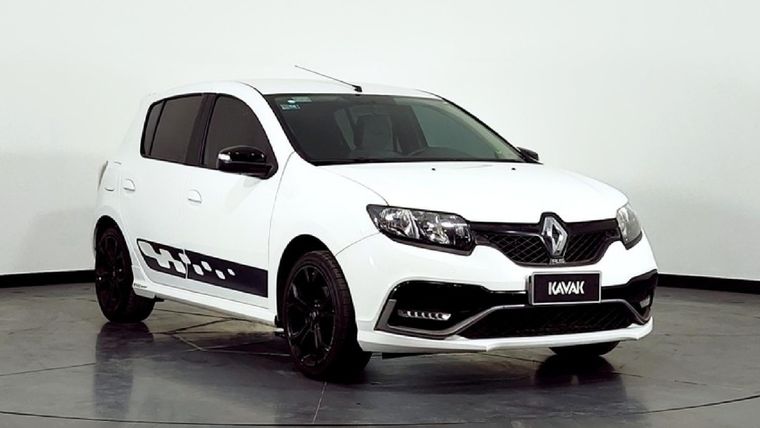 Renault Sandero Se trata de la variante deportiva del hatchback compacto del rombo.