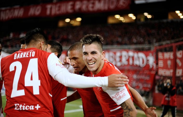 Independiente vs Estudiantes Leandro Fernández festeja el segundo del Rojo ante el Pincha. Foto: Independiente