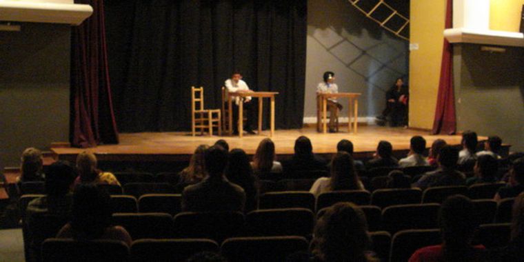 Un pasaje de la obra de teatro que inauguró el Festival.