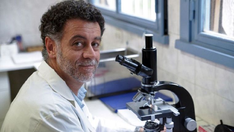 Walter Manucha es el médico mendocino que integra el estudio junto a profesionales de Buenos Aires