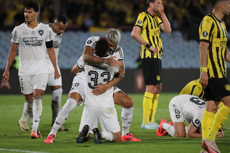 Pese a la derrota en Uruguay, Botafogo se ganó un lugar en la final gracias al 5-0 en la ida. Foto: EFE
