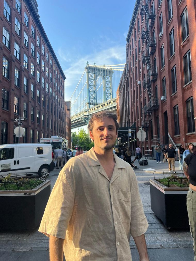 Tati Pereira Colombo regresa al país desde Nueva York.
