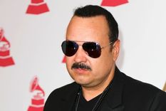 pepe aguilar pone en duda si seguira trabajando con su ex yerno gussy lau