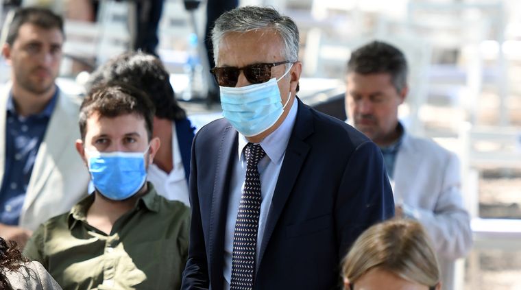 Cornejo salió al cruce de las versiones sobre una supuesta postergación de elecciones. Foto: ALF PONCE MERCADO / MDZ