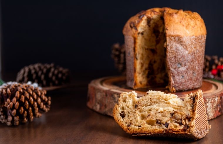 La receta original de panettone italiano se remonta al siglo XV en la ciudad de Milán. La receta original de panettone italiano se remonta al siglo XV en la ciudad de Milán.