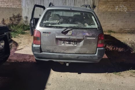 Los sospechosos, dos mujeres y un hombre, fueron detenidos tras una persecución Foto: Ministerio de Seguridad de Mendoza