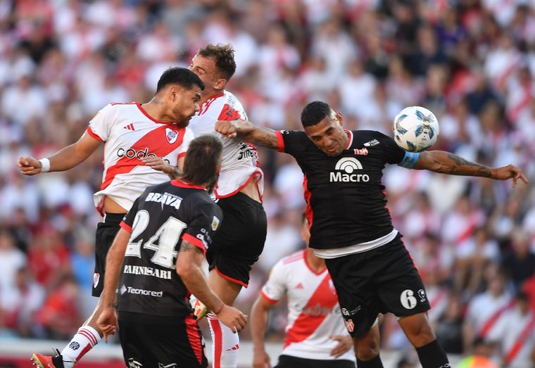 River hace de local en Avellaneda para recibir a Instituto de Córdoba Foto: Télam