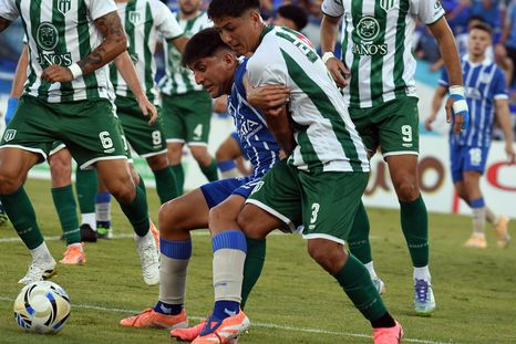 Mucha lucha, poco juego. Godoy Cruz no levanta y la gente se hizo escuchar nuevamente. Mucha lucha, poco juego. Godoy Cruz no levanta y la gente se hizo escuchar nuevamente.