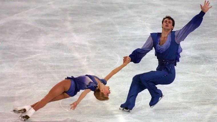 En el avión viajaban los entrenadores de patinaje sobre hielo y excampeones del mundo Yevgenia Shishkova y Vadim Naumov, según informan medios rusos. Foto: BBC