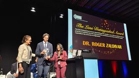Roger Zaldivar premiado en Londres. Roger Zaldivar premiado en Londres.
