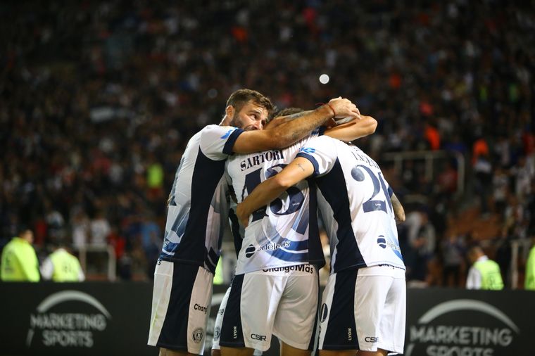 La Lepra espera por conocer la fecha del partido con el Taladro. Foto: Fabián Salamone/MDZ