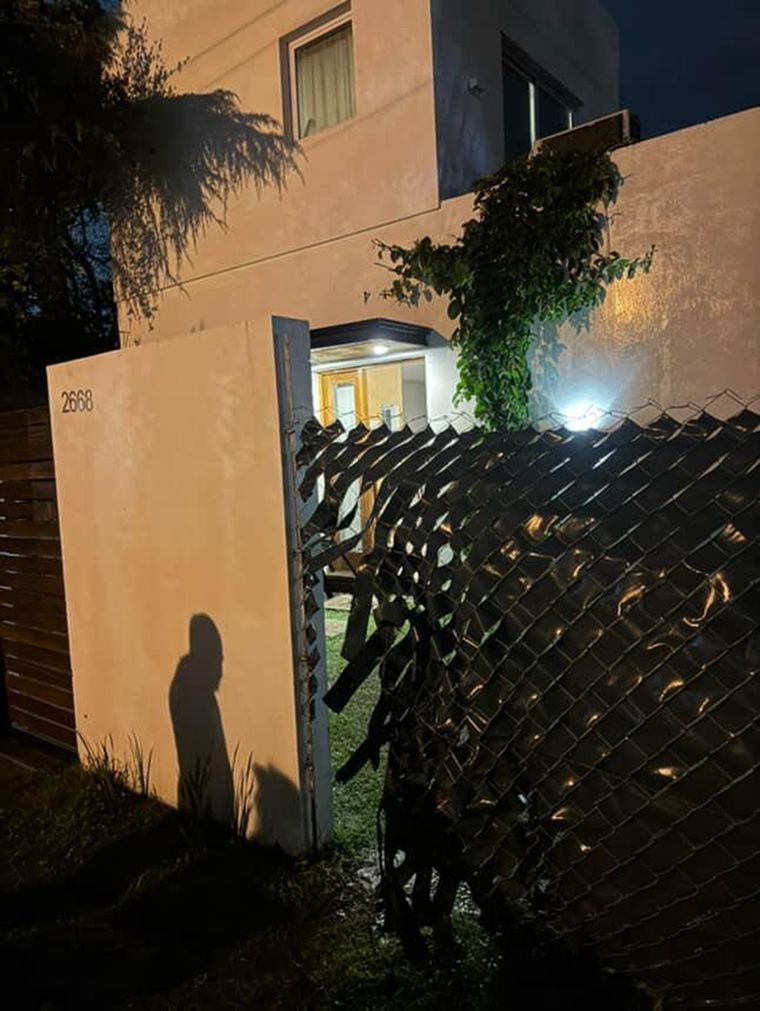 El hecho ocurrió en una casa ubicada entre las calles 26, 449 y 450, en City Bell. Foto: X