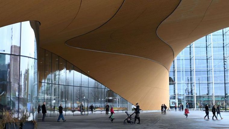 Oodi fue elegida como la mejor biblioteca de reciente construcción del mundo en 2019.