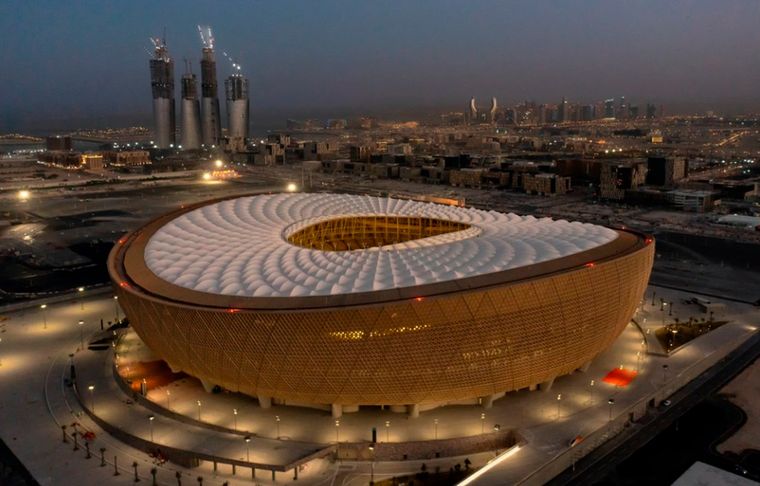 Dentro de los resultados que otorga Google a eventos que se van a realizar en el Lusail Stadium, figura que la final del Mundial va a ser protagonizada por Brasil y Francia.