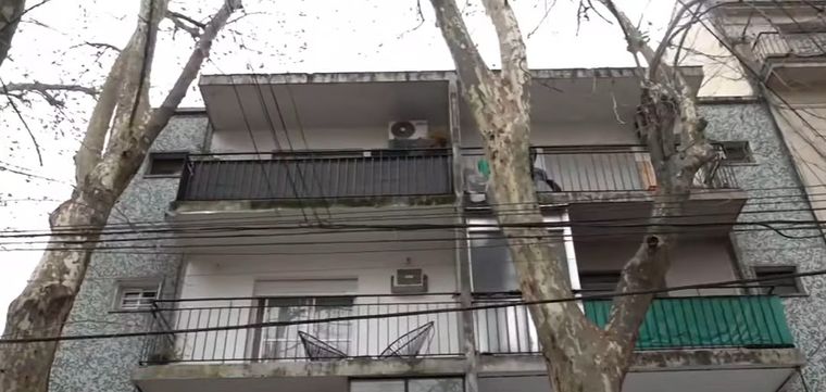 El departamento de la calle Fitz Roy en la que encontraron a la abuela con su nieto inconscientes por una intoxicación por monóxido de carbono. El departamento de la calle Fitz Roy en la que encontraron a la abuela con su nieto inconscientes por una intoxicación por monóxido de carbono.