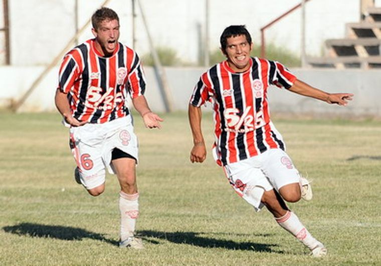 Ulloa grita el segundo del Globito. Foto: Nacho Gaffuri / MDZ