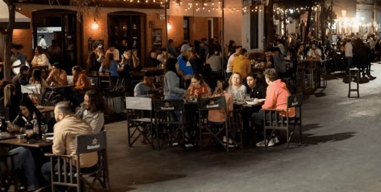 Un hombre entró a los tiros a un bar Foto: NA