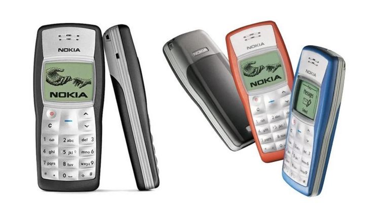 El Nokia 1100 es recordado como uno de los celulares antiguos más vendido de todos los tiempos. El Nokia 1100 es recordado como uno de los celulares antiguos más vendido de todos los tiempos.