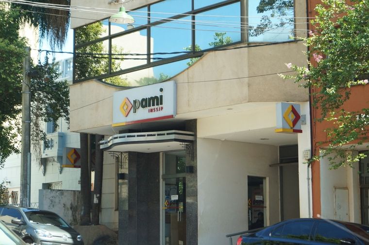 El funcionario violó a la empleada de limpieza en una de las oficinas de la dependencia de Misiones