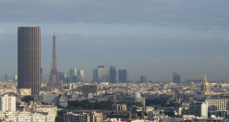 París impulsa una transformación total de la torre para cambiar su imagen y reintegrarla al paisaje urbano. París impulsa una transformación total de la torre para cambiar su imagen y reintegrarla al paisaje urbano.