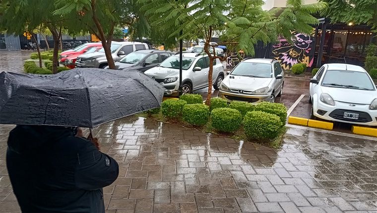 Hay dos provincias bajo alerta Foto: Walter Moreno/MDZ con Moto G54