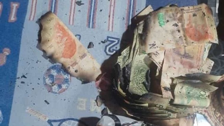 De los $260 mil que habían juntado para el trasplante, sólo lograron recuperar del incendio $50 mil. Foto: Facebook María Laura Barcia Martinovic