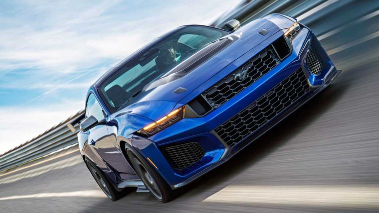 Ford Mustang Dark Horse SC Track Pack Ford Mustang Dark Horse SC Track Pack