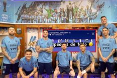 Papu Gómez dejó un contundente mensaje sobre la foto que postearon los referentes de la Selección argentina. Papu Gómez dejó un contundente mensaje sobre la foto que postearon los referentes de la Selección argentina.