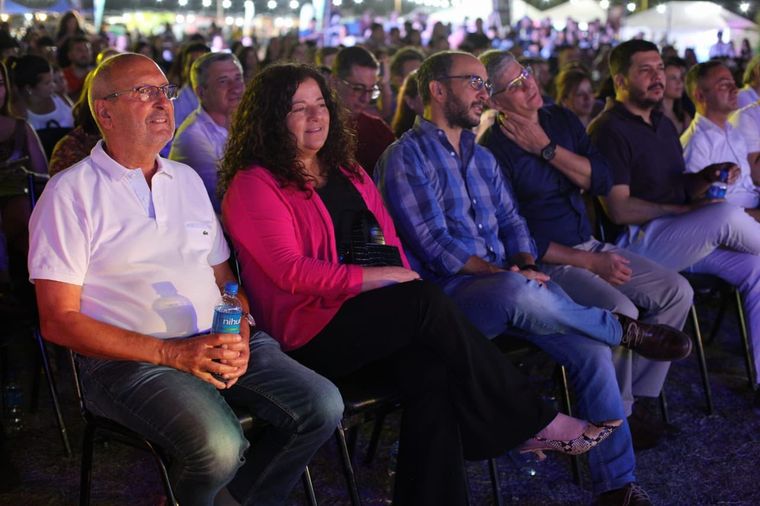 Marcelino Iglesias, Nora Vicario y José Thomas en la Vendimia de Guaymallén. Foto: Prensa Cultura.