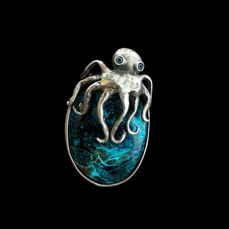 Anillo de Julieta Ravidá.
