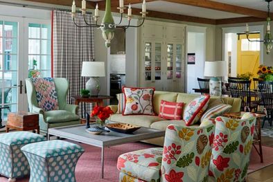 MDZol | Empezar con tres tonos permite establecer una base cohesiva que influya en los elementos principales de la habitación. Foto: Elizabeth Drake Interiors, Foto de Werener Straube