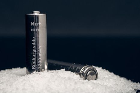 China, líder en la producción de baterías de litio, ahora está liderando la fabricación de baterías de sal (iones de sodio).
