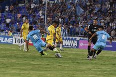 Godoy Cruz debutó con un empate en el Gambarte frente a Ciudad Bolívar. Godoy Cruz debutó con un empate en el Gambarte frente a Ciudad Bolívar.