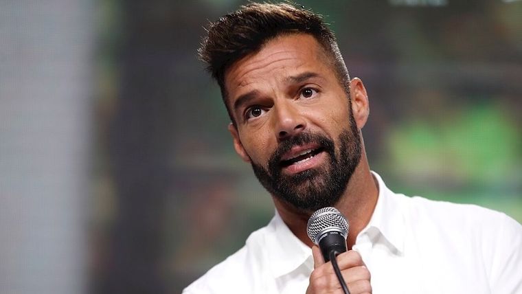 Ricky Martin fue demandado por su exmanager y por otra persona.