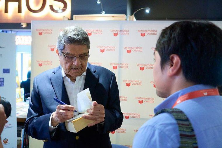 Sergio Ramírez es el fundador del Festival Centroamérica Cuenta