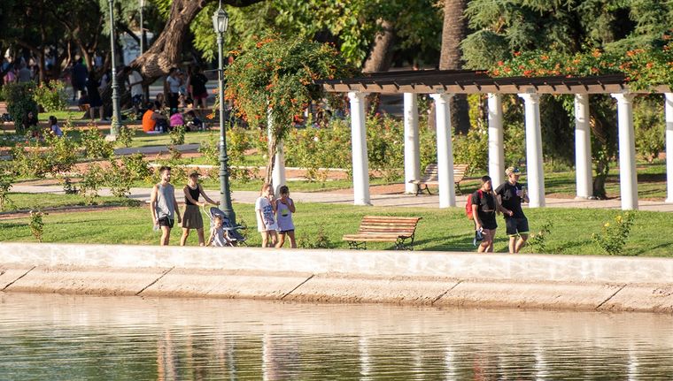 Los últimos días de la semana se caracterizarán por presentar marcas térmicas altas para esta época del año Foto: Santiago Tagua/MDZ