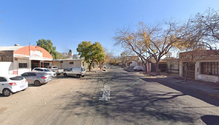 El barrio infanta, en Las Heras, es pratrullado de noche por sus propios vecinos