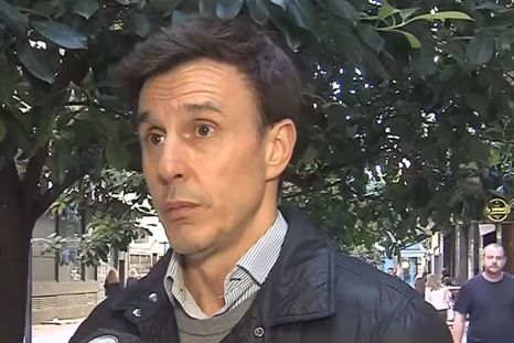 El político no dudó en despejar dudas respecto a los rumores sobre posibles pertenencias suyas sustraídas. Foto: Intrusos (América TV) El político no dudó en despejar dudas respecto a los rumores sobre posibles pertenencias suyas sustraídas. Foto: Intrusos (América TV)