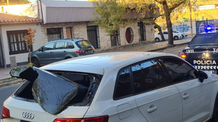 El robo se llevó a cabo en apenas 5 minutos El robo se llevó a cabo en apenas 5 minutos