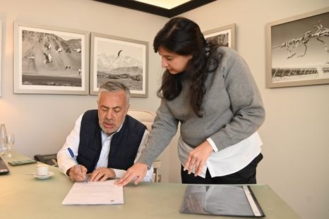 El gobernador Alfredo Cornejo El gobernador Alfredo Cornejo