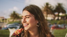 La energía te está invitando a conectar con cosas que te hagan feliz.  Sigue eso que te hace vibrar Piscis. Foto: Unsplash
