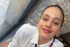 ¿Rosalía se rasuró las cejas? Rosalía Foto: Instagram