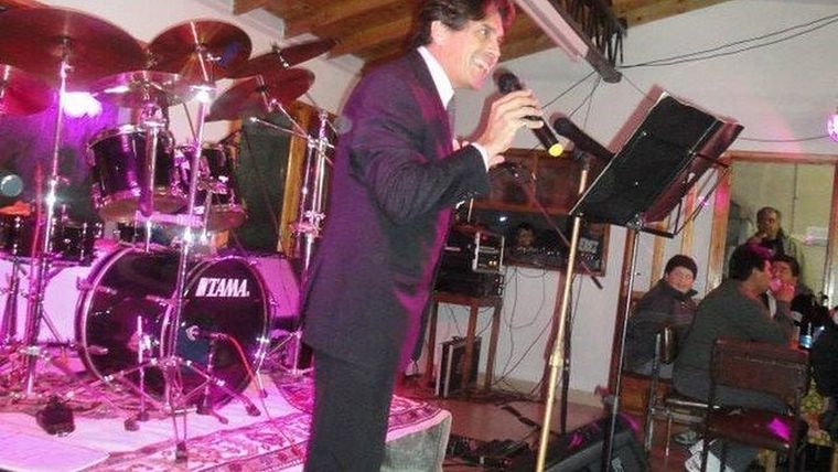 Recuerdo Ojeda en plena actuación. Sus afectos lo recordaron con cariño.