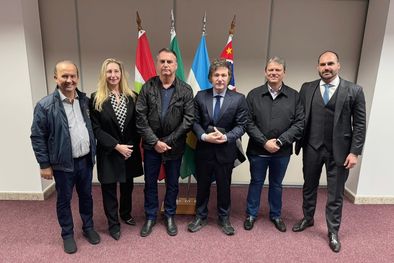 MDZol | Javier Milei no viajó a la cumbre del Mercosur para estar con los presidentes de la región. En cambio, estuvo con referentes de la derecha de Brasil. Foto: Prensa Presidencia de la Nación