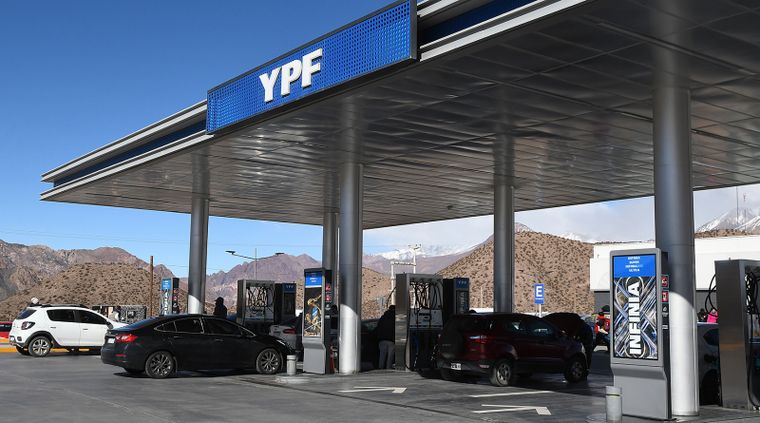 estacion ypf nueva uspallata vila (6).JPG