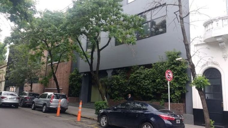 El edificio se ubica en la intersección de las calles Honduras y Fitz Roy. Foto: Noticias Argentinas