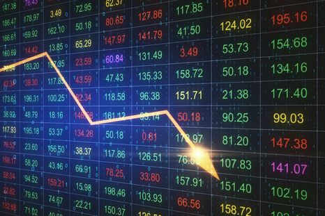 Casi todas las acciones argentinas abrieron la rueda con importantes caídas en Nueva York, mientras el dólar oficial sigue la tendencia alcista.