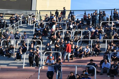 independiente rivadavia y una marea azul en el malvinas argentinas para sonar con la copa libertadores independiente rivadavia y una marea azul en el malvinas argentinas para sonar con la copa libertadores